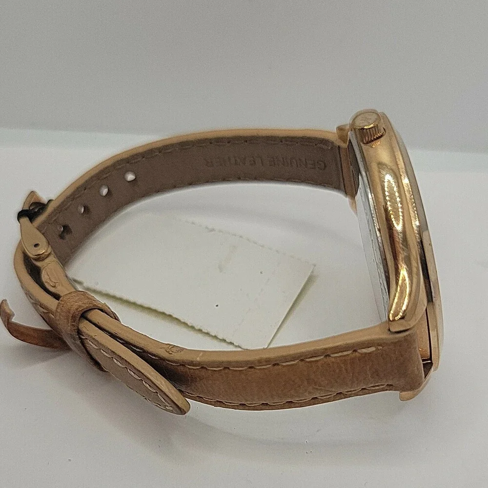 Michael Kors Runway MK2284 Women's Brown Leather Analog Dial Quartz Watch AM675